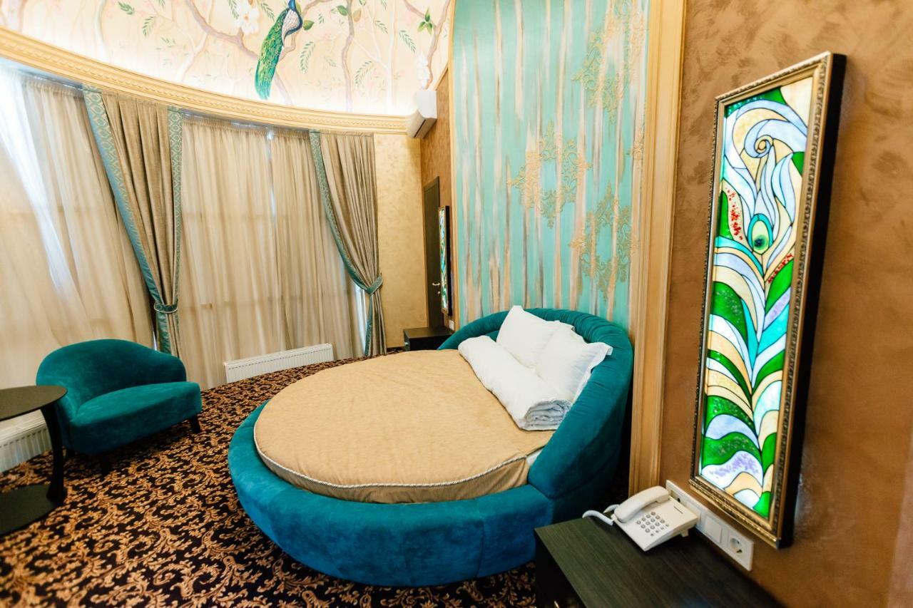 Khan-Chinar Hotel นิปโปร ภายนอก รูปภาพ