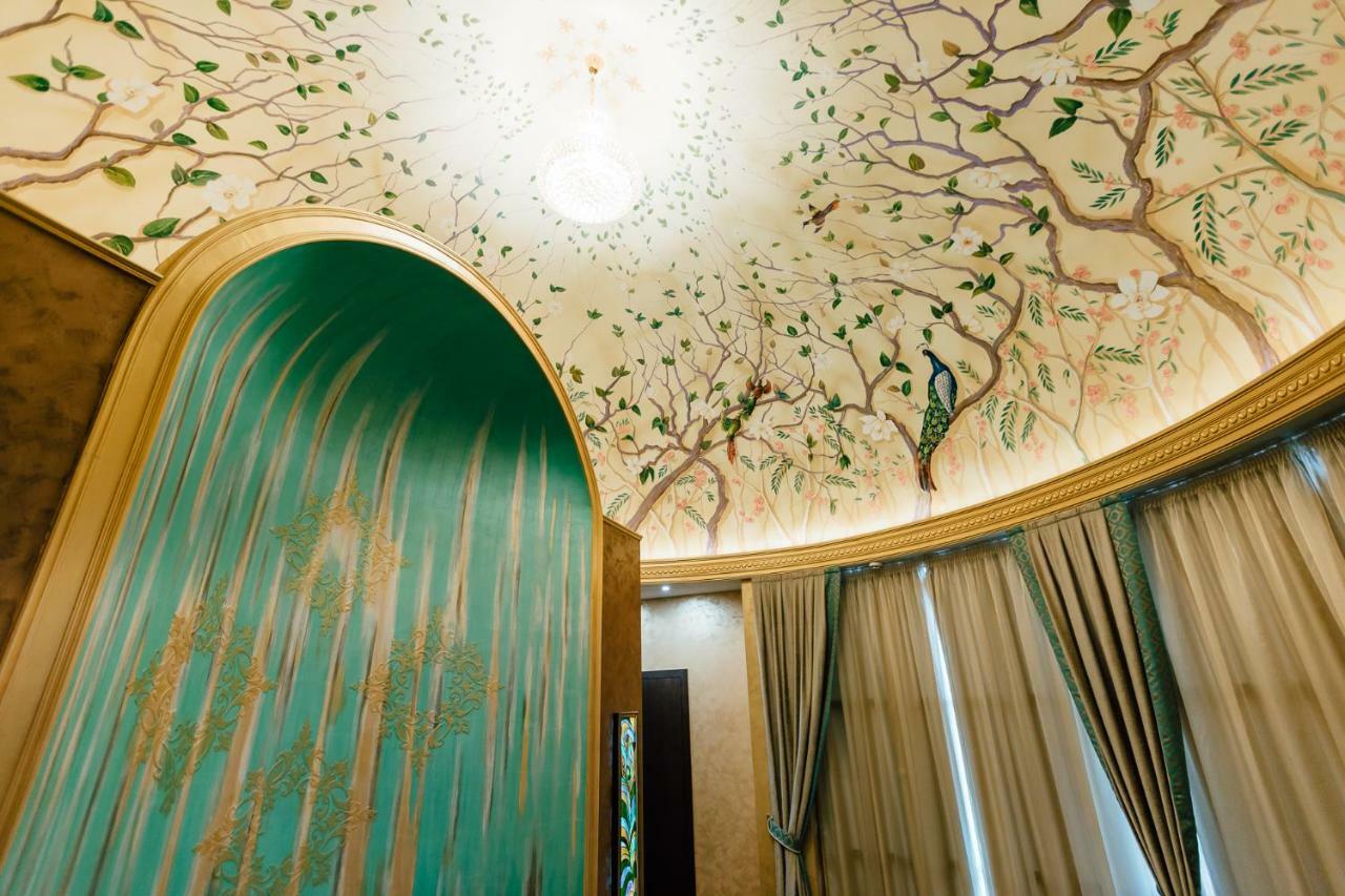 Khan-Chinar Hotel นิปโปร ภายนอก รูปภาพ